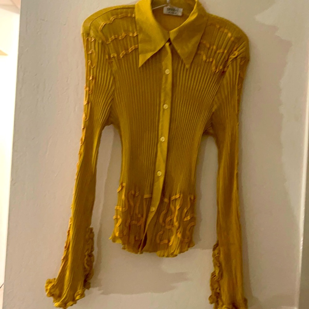 Elegant blouse
